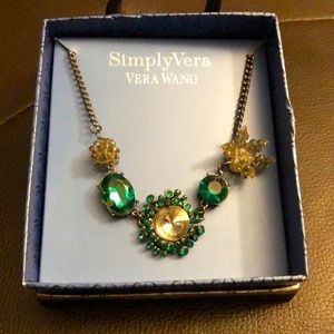 Simply Vera Vera Wang emerald green necklace